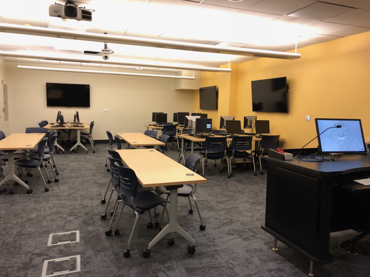 electronic classroom from instructor's view