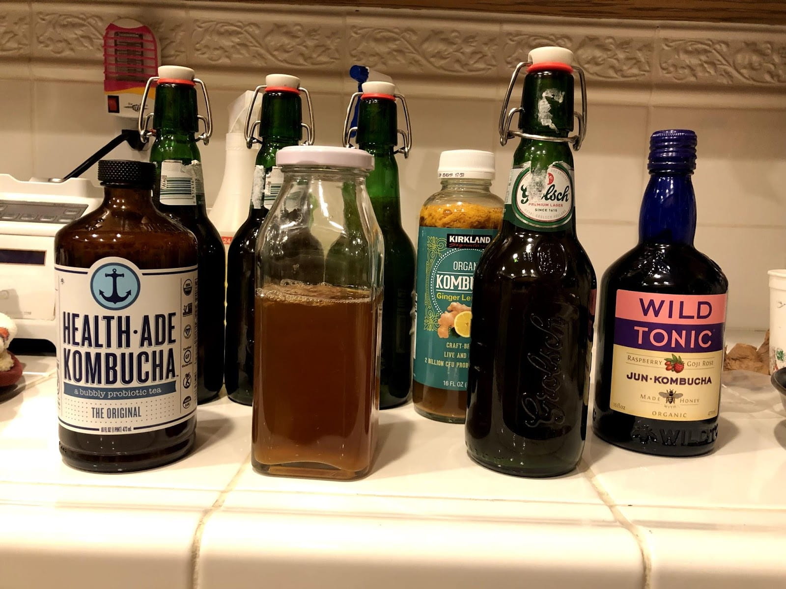 All ingredients required for the second kombucha fermentation.